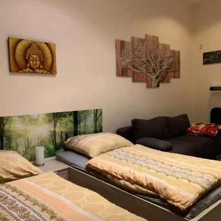 Lotti Friedrichshain Konukevi